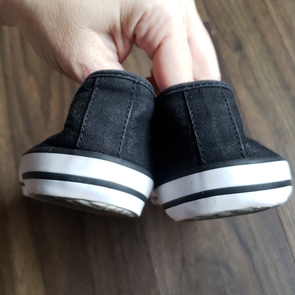 Tommy Hilfiger Black Slip On Canvas Flats Womans 7 - Picture 9 of 9